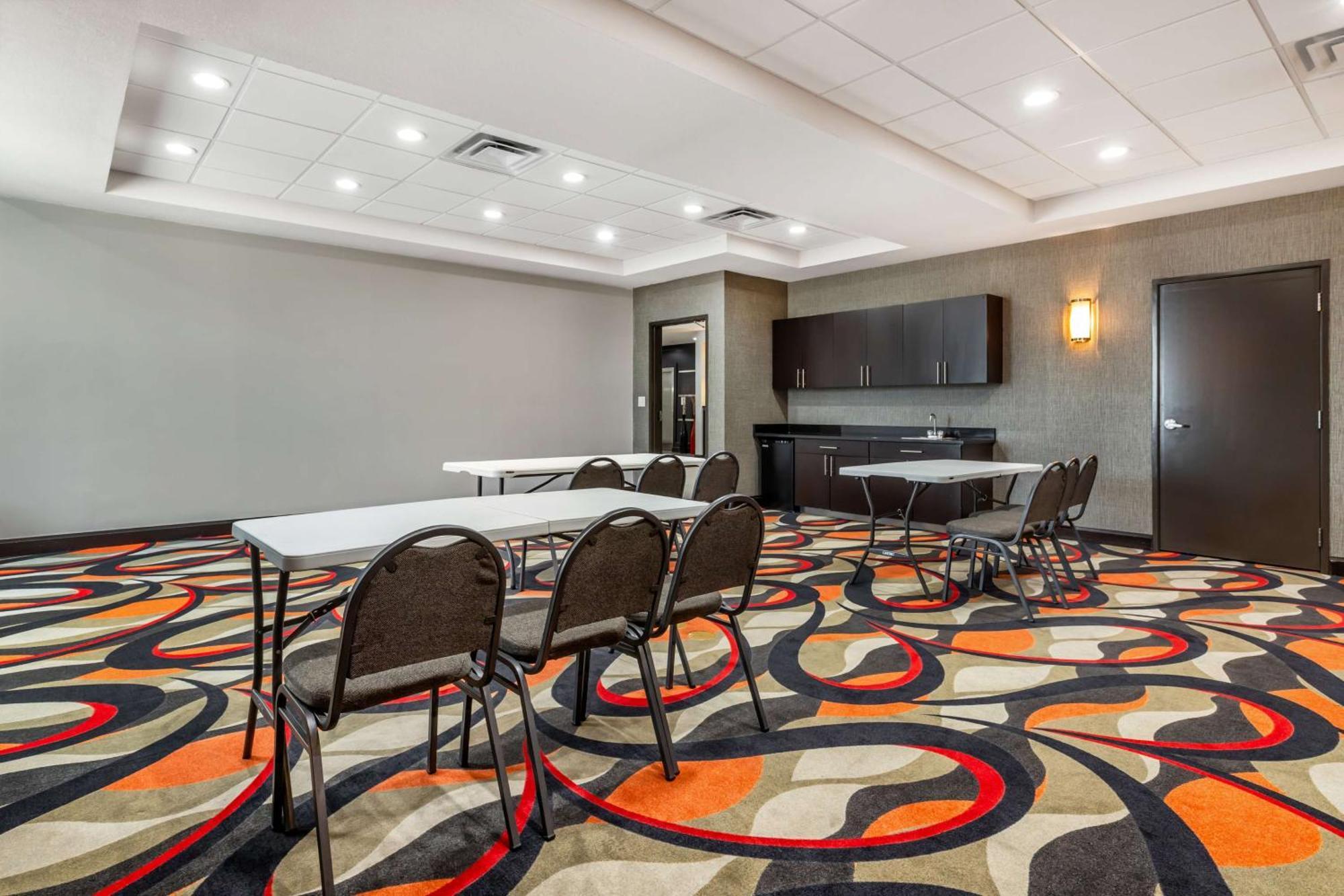 Best Western Plus Coweta'S 1St Hotel Zewnętrze zdjęcie